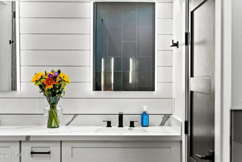 033_north_83rd-40_199