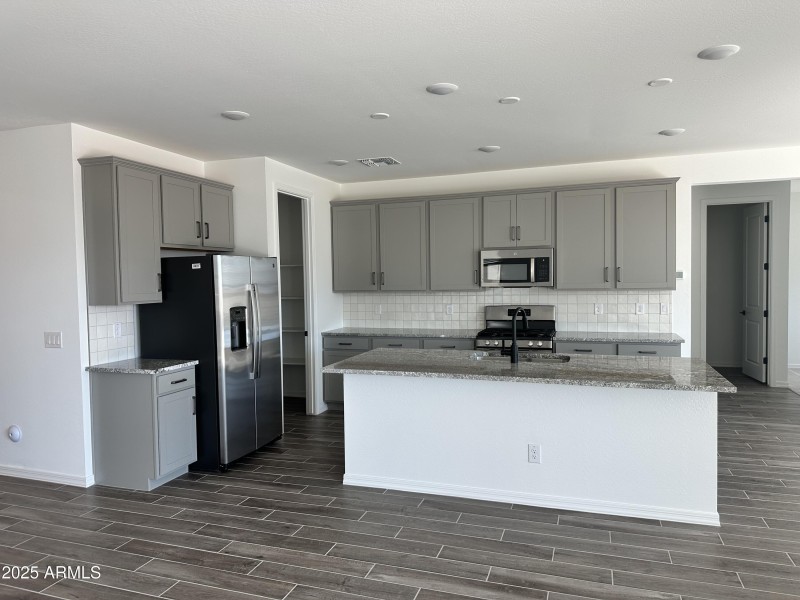 0007_ Kitchen