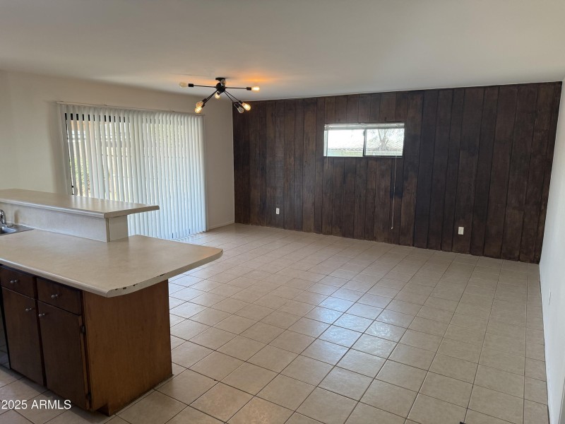Kitchen/Living Room