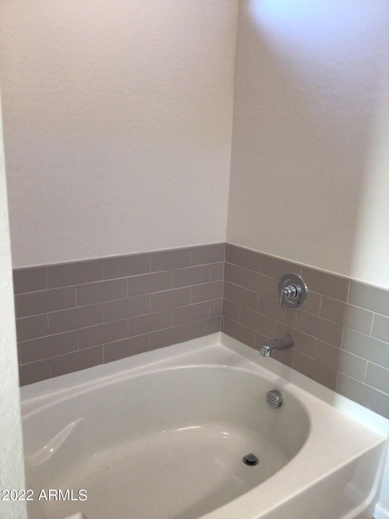 d4648ce0-86ff-46df-8141-7344f68f7a72