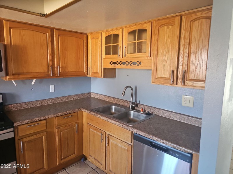 0199c0d9-b13c-7aa7-9f26-be9c603e40d9