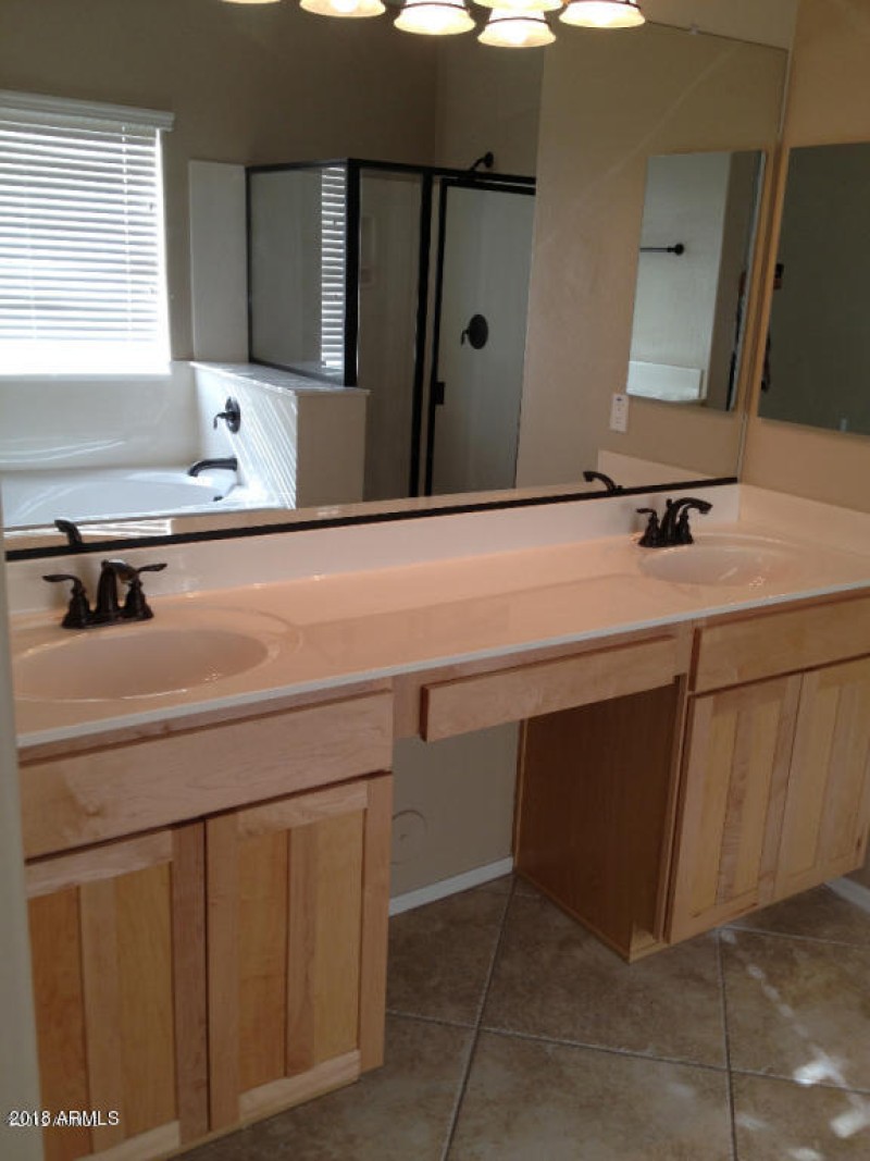 14-th Master Bath
