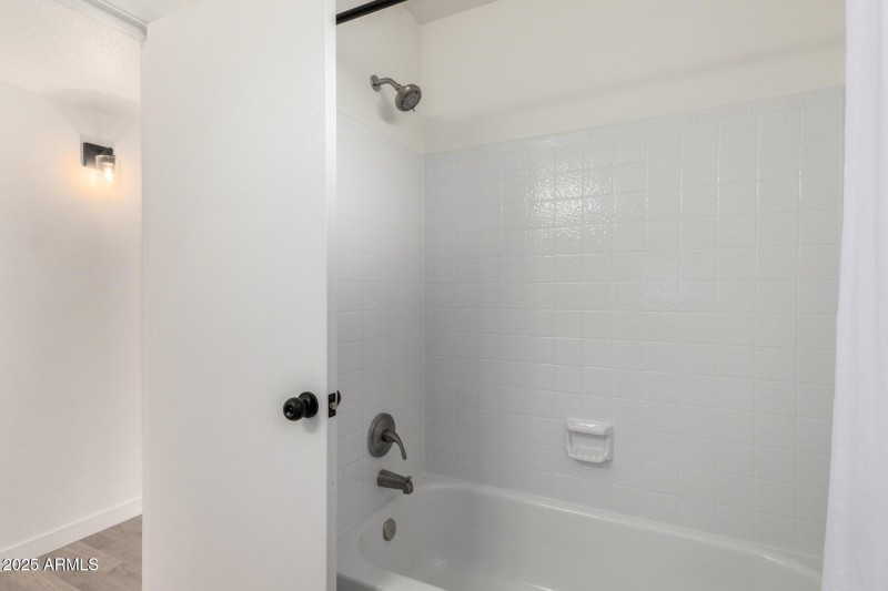 20250501183054464387000000-o