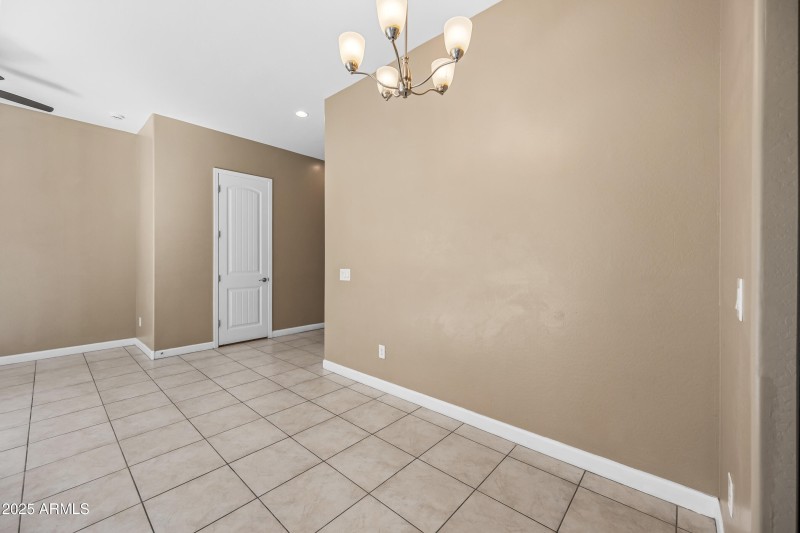 12-1367SCCD1131-ocupix