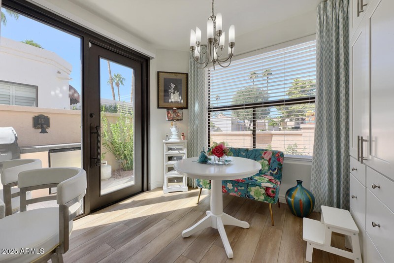 Breakfast Room w/Iron Door to BBQ