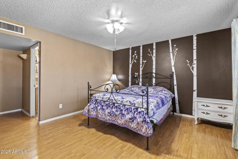 3414 W Gelding Dr Phoenix - 324