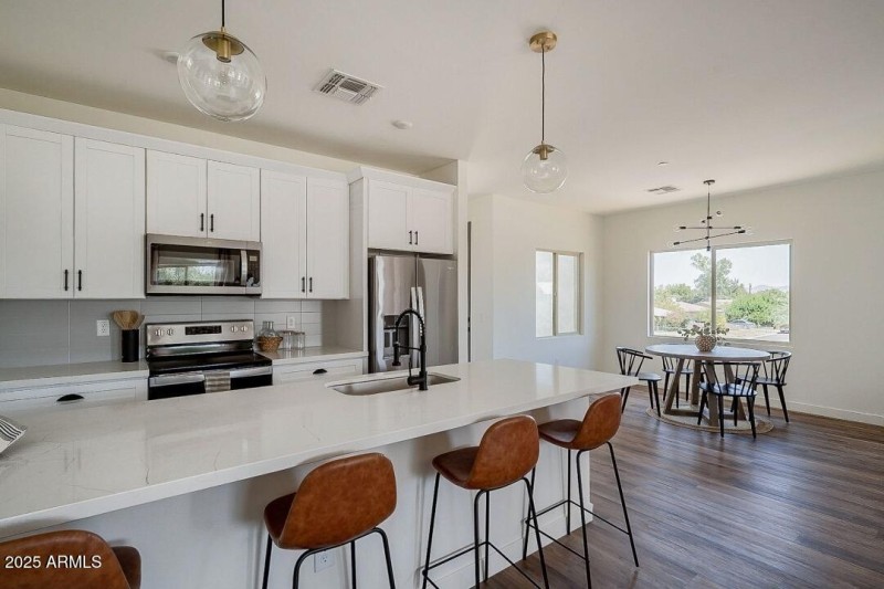 screenshot_20200609-065312_photos1