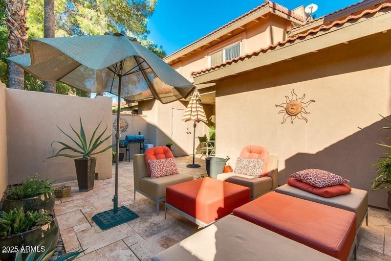 Patio 01
