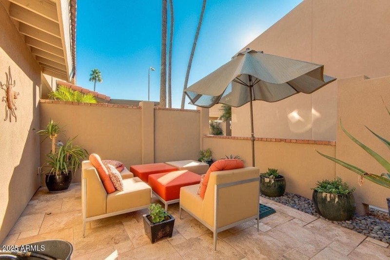 Patio 02