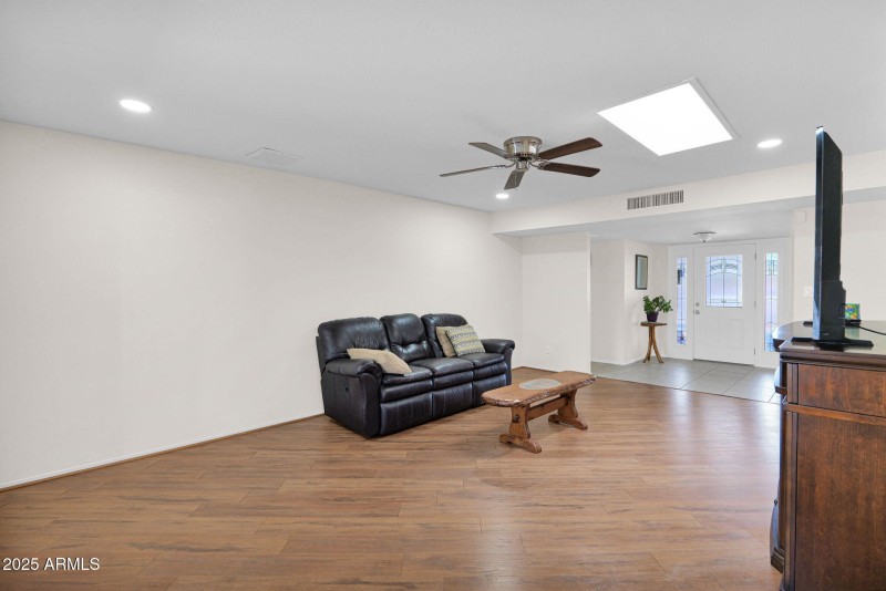 24-web-or-mls-P1315651