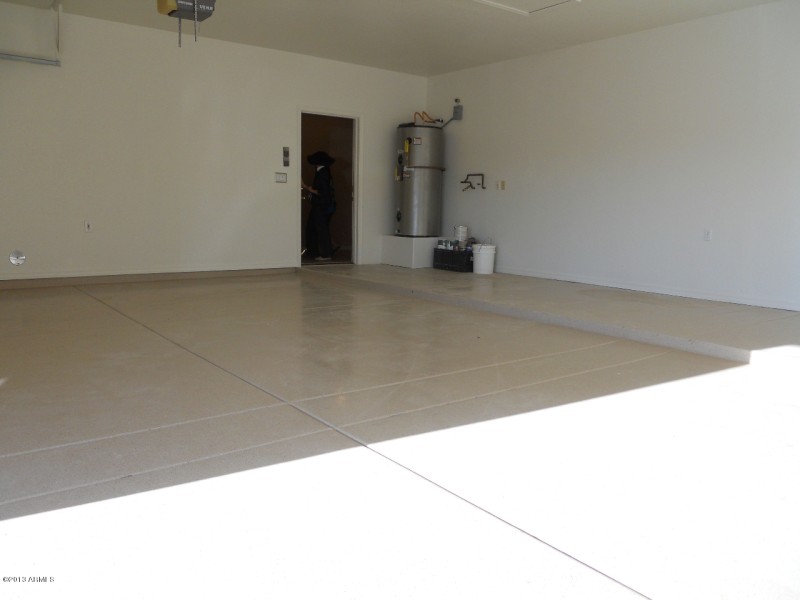 Garage 2