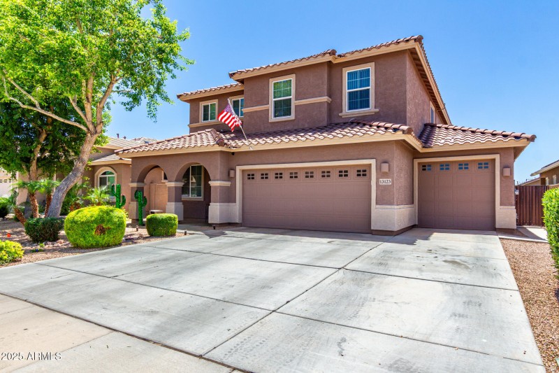 Gorgeous Curb Appeal