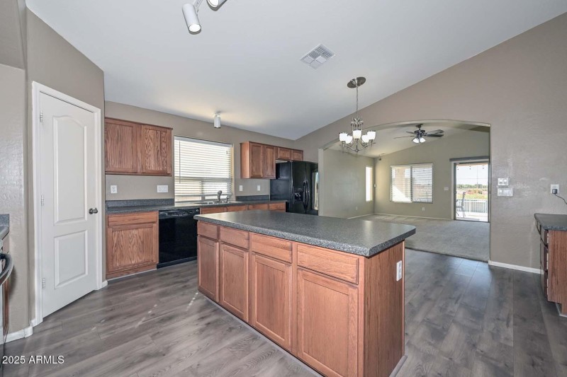 Kitchen-Island