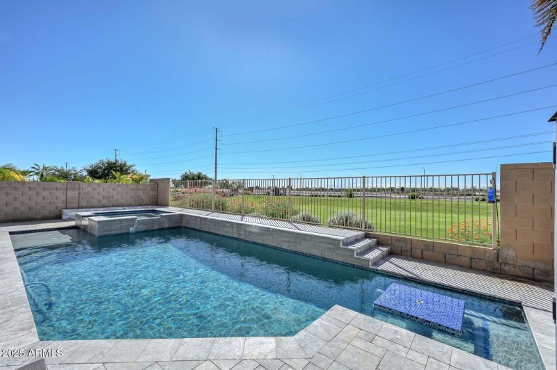 Pool-View Fence