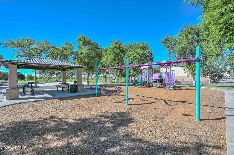Community Park-Ramada