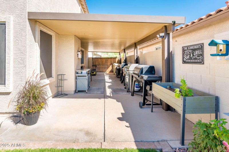 Covered side yard