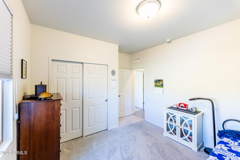 R62B5672-HDR