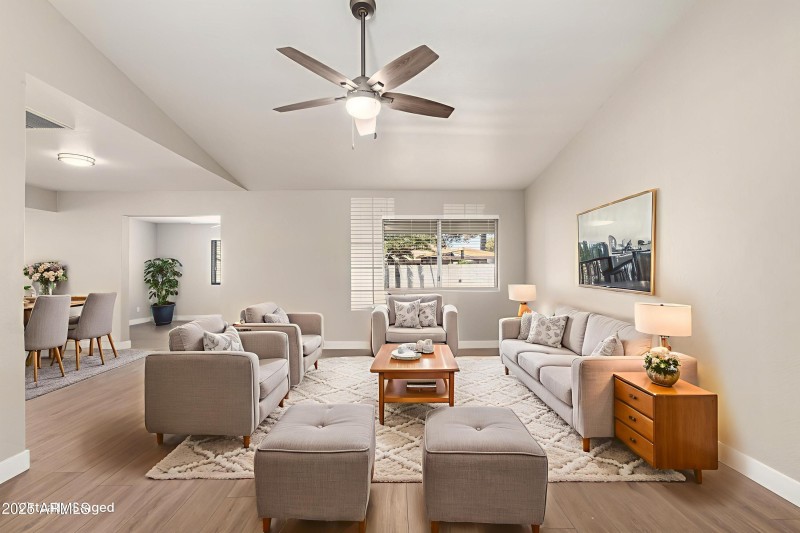 08-Harmony-3758 - Living Room - Scandina