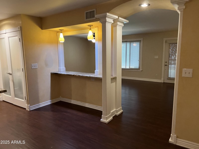 20251002_230050732_iOS