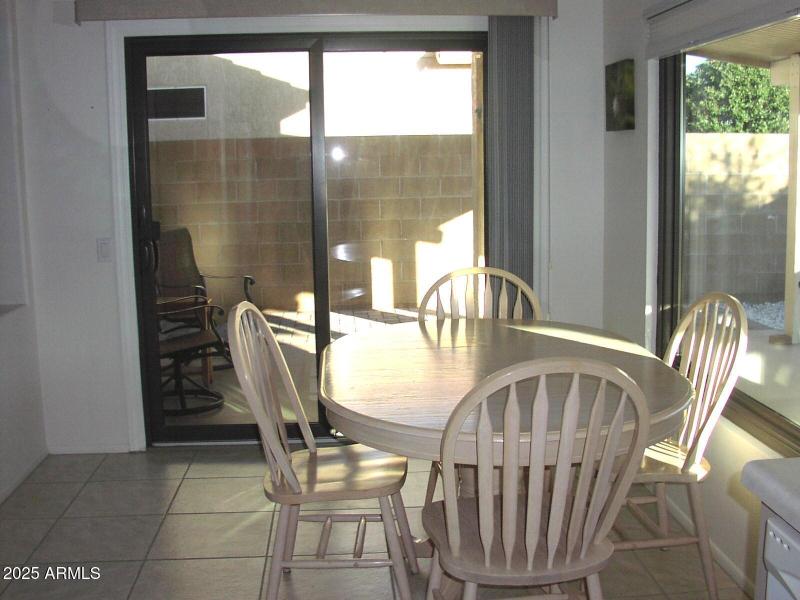 DINING AREA TOWARD PATIO DOOR