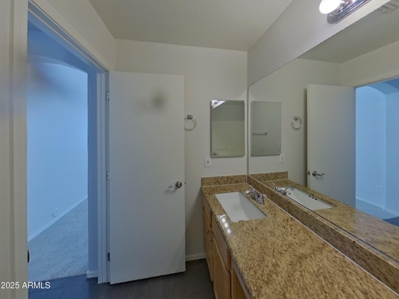 16_pc_QHdBIjvtpL_WTeJCcocoh_layout_1