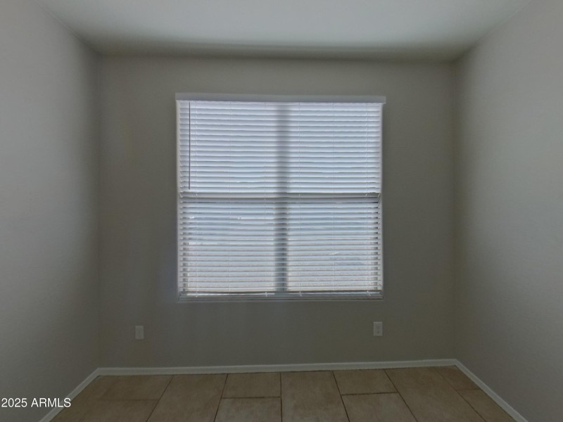 9_pc_zyN5TNgk8V_Nq7kOJ28di_layout_0