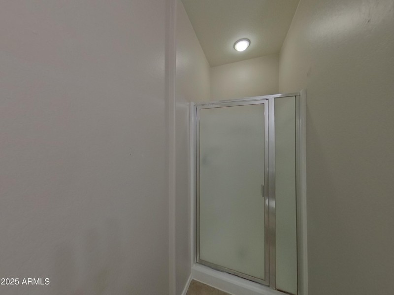 14_pc_auwDWtLOq1_kDXgX37Gm0_layout_0