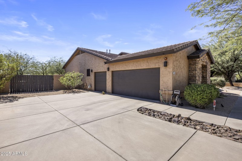 30-web-or-mls-D46A2926