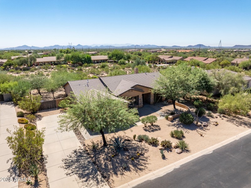 40-web-or-mls-DJI_0925