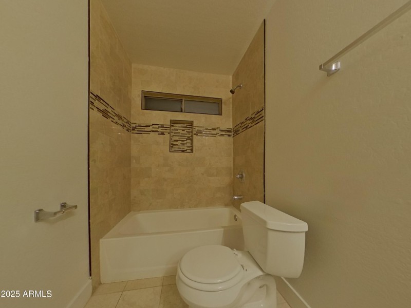 13_pc_TSJQdG9XuP_itATdxbnjm_layout_0