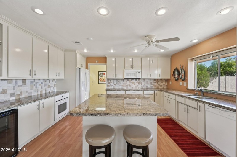 22-web-or-mls-W Circle Ridge Dr-S0810-02