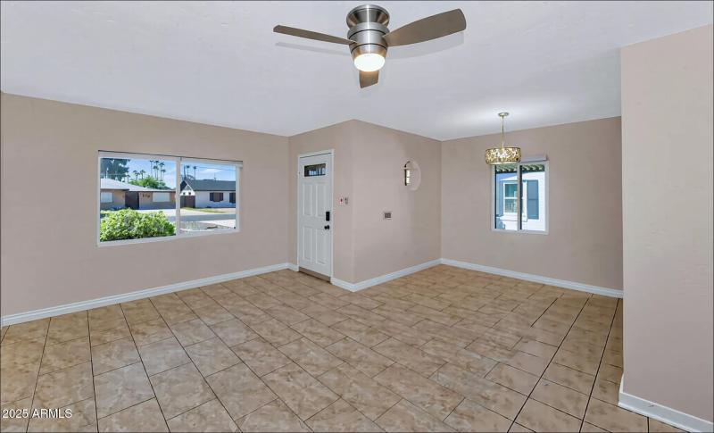 Living Room/Dining Room