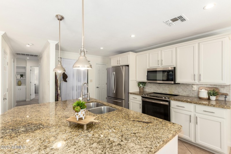 11 - 2613 N 70th Place, Scottsdale