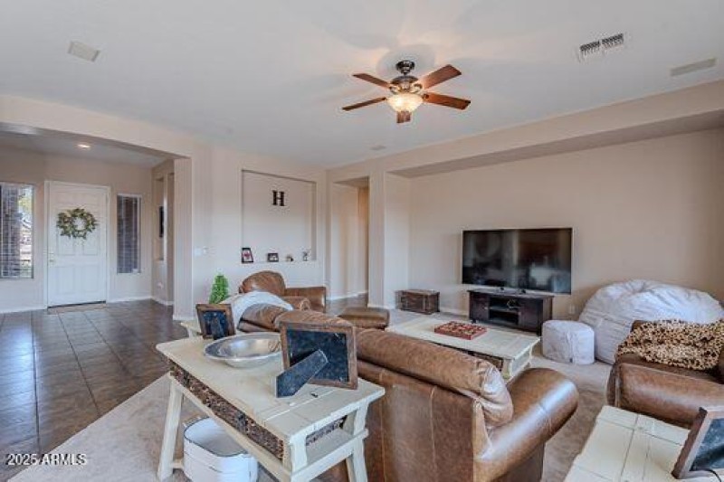 1f39287c-b8aa-4484-a5a1-c9a5dc8ff86e_-_C