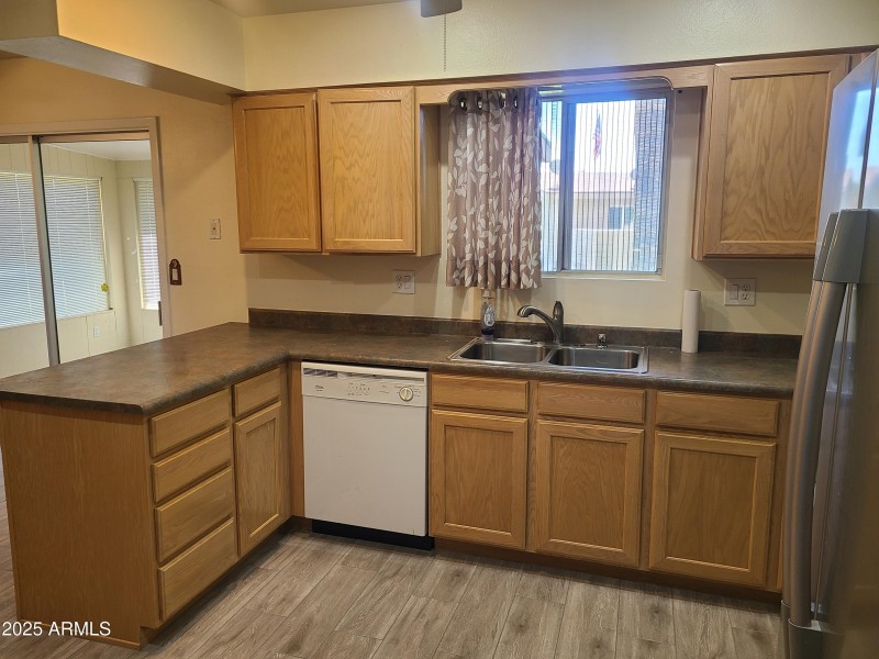 Deanne Kit window pic