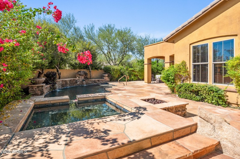 Relax in your Tranquil Oasis