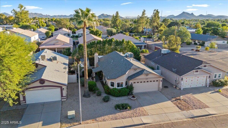 04-DJI_20251007170923_0208_D