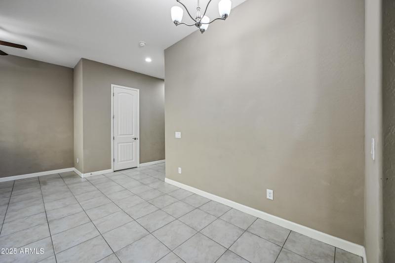 12-1367SCCD1119-ocupix