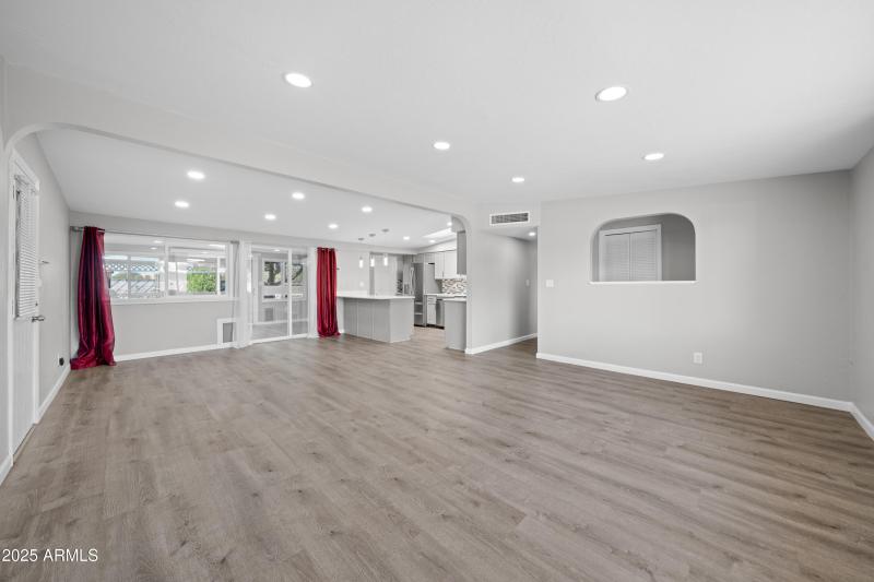 Interior - 4665 Cedar Dr-3