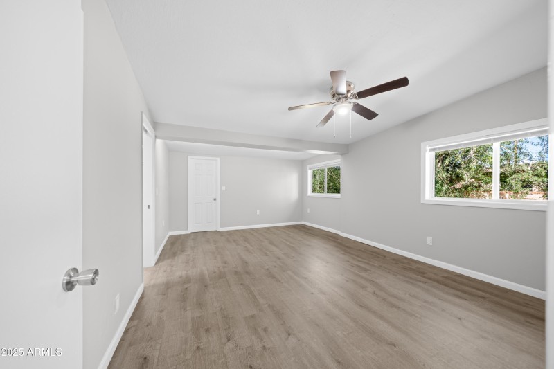 Interior - 4665 Cedar Dr-10