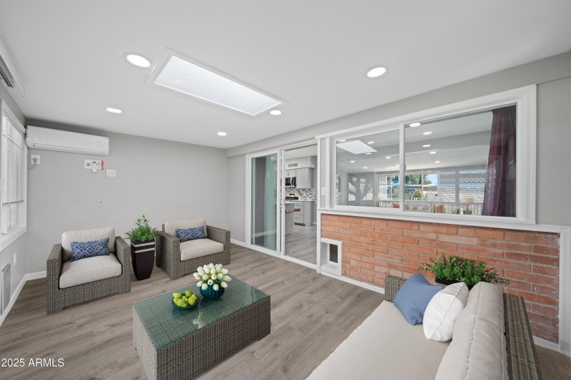 Interior - 4665 Cedar Dr-20-Virtual Stag