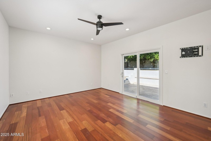 24-web-or-mls-E Cercado Ln-S0810-024