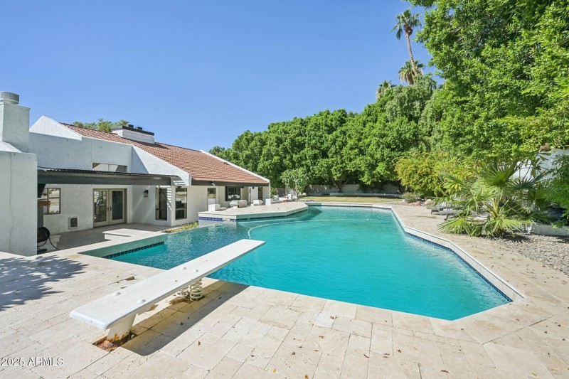 50-web-or-mls-E Cercado Ln-S0810-050