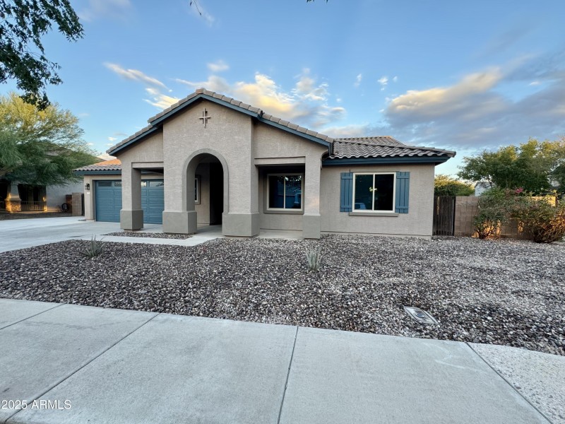 Fresh gravel and paint!