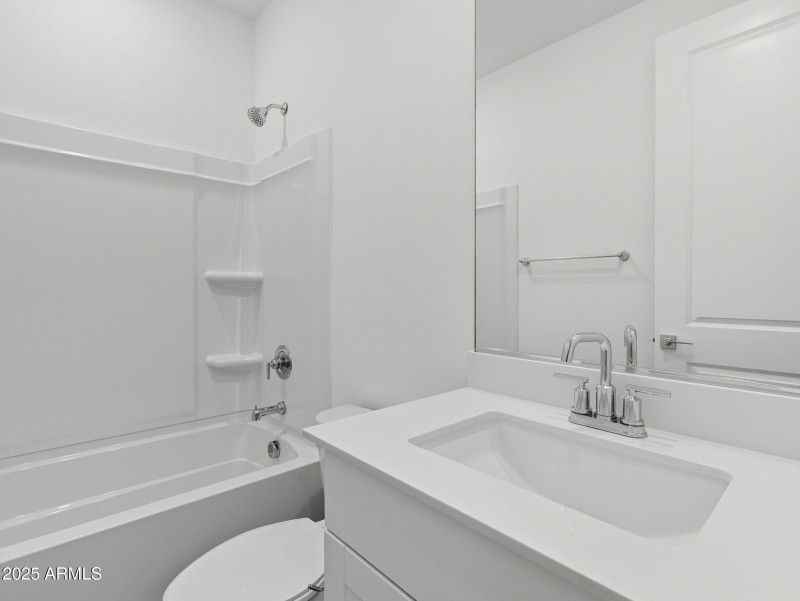 45-web-or-mls-Bee-45