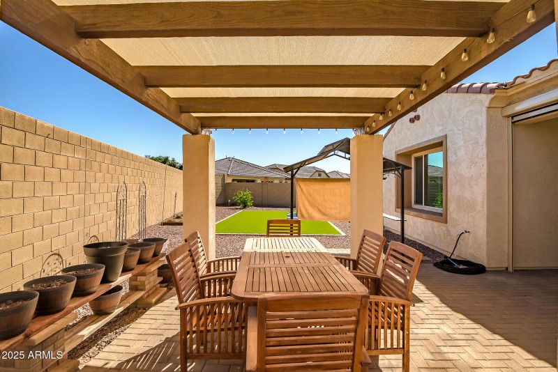 Pergola Seating