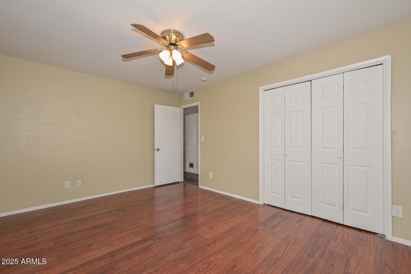 1st Bedroom2
