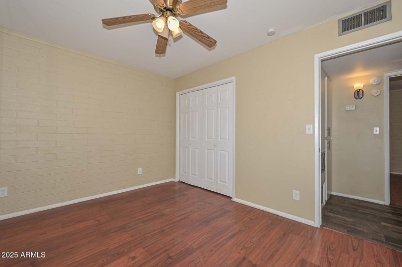 2nd Bedroom2
