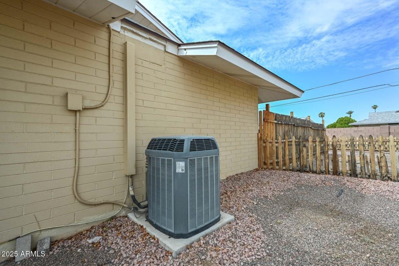 Air Conditioner