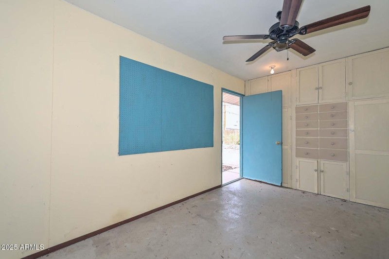 Laundry Room3